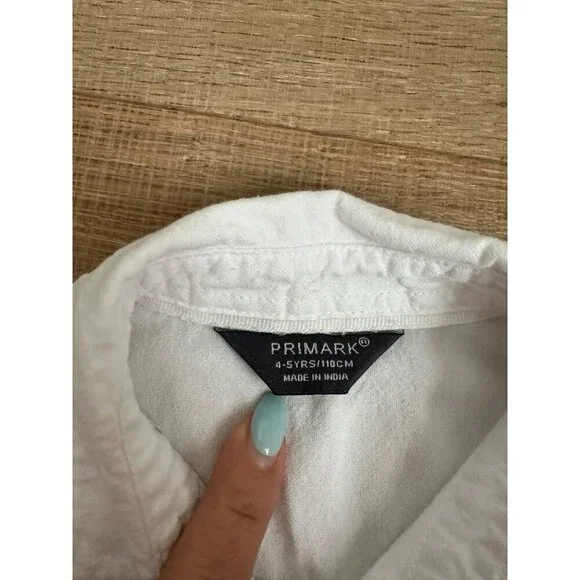PRIMARK Kids White Short Sleeve Button Down Collar Shirt Size 4-5 Years Cotton C - Picture 3 of 4